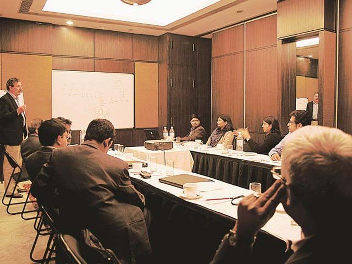 Savoy Suites Noida Extérieur photo